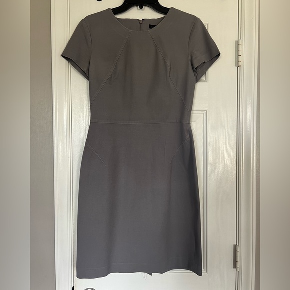 Banana Republic Grey Sheath  Dress size 8 - Picture 2 of 8